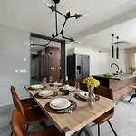 Omnia ヴィラ *
