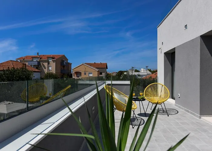 וילה Omnia זאדאר